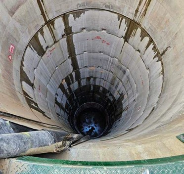 3D scan model of a vertical mine shaft.