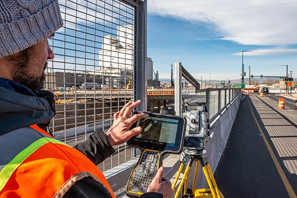 Trimble S9 with TSC7 running Trimble Access Monitoring